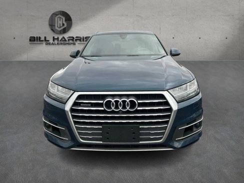 Used 2019 Audi Q7 3.0T Prestige image 2