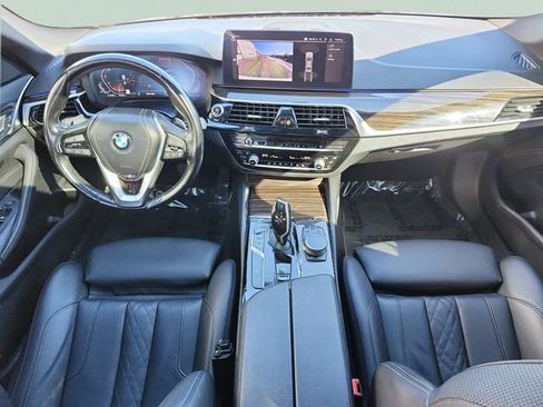 Used 2021 BMW 530i w/ Convenience Package image 33