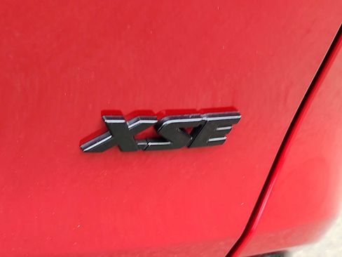 Certified 2022 Toyota RAV4 XSE AWD/4WD image 33
