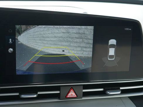 Used 2023 Hyundai Elantra Limited image 18