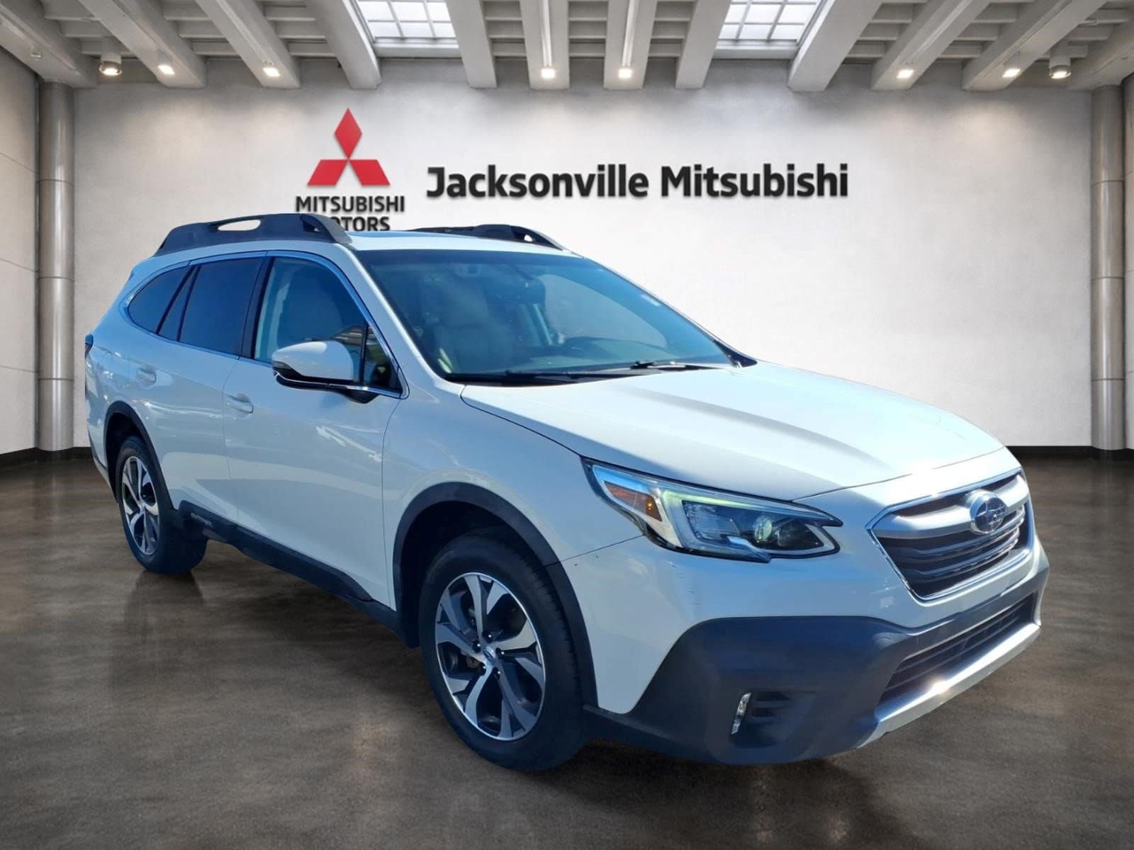 Used 2020 Subaru Outback Limited XT w/ Popular Package #2 AWD/4WD image 1