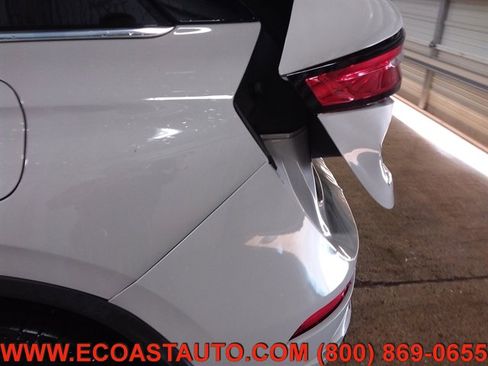 Used 2022 Lincoln Corsair Reserve w/ Equipment Group 201A image 13