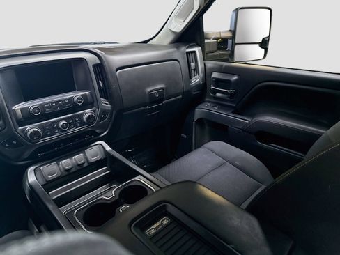 Used 2016 Chevrolet Silverado 2500 LT w/ LT Convenience Package AWD/4WD image 27