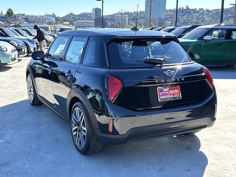New 2026 MINI Cooper 4-Door Hardtop image 3