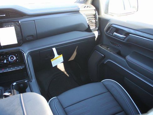 New 2026 GMC Sierra 1500 AT4X image 7