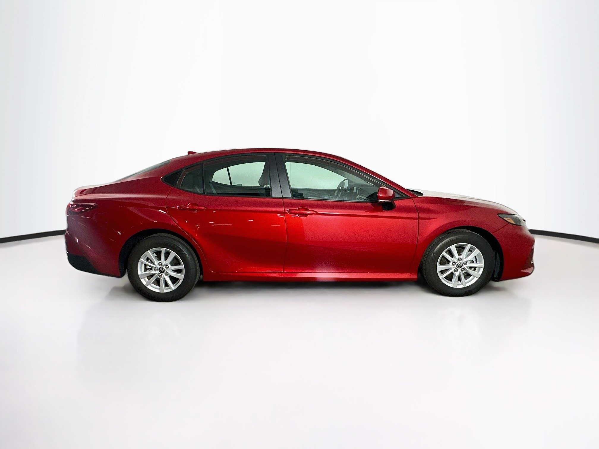 Used 2026 Toyota Camry LE FWD image 10