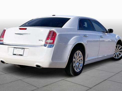 Used 2013 Chrysler 300 C image 14