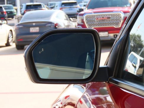 Used 2022 Ford Explorer Platinum w/ Equipment Group 601A image 19