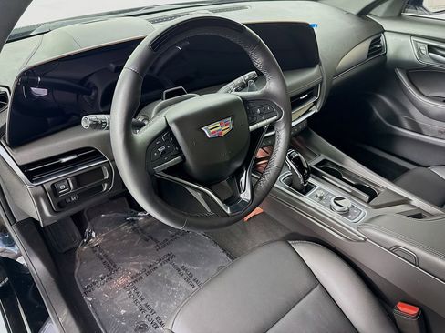 Used 2025 Cadillac CT5 Premium Luxury image 9
