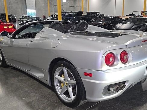Used 2002 Ferrari 360 Spider RWD image 3