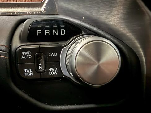 Used 2022 RAM 1500 Limited w/ Body-Colour Bumper Group AWD/4WD image 24