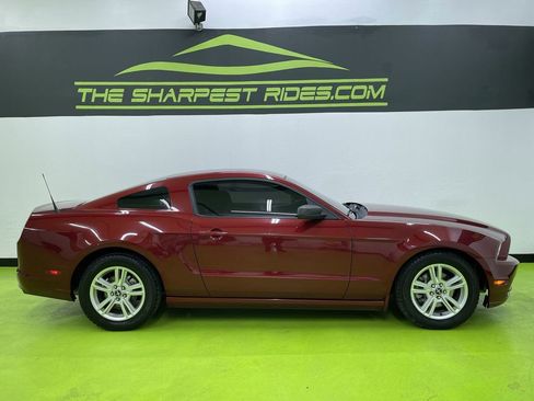 Used 2014 Ford Mustang Coupe w/ Equipment Group 102A image 11