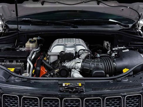 Used 2021 Jeep Grand Cherokee Trackhawk image 28