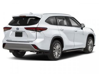 New 2026 Toyota Highlander Platinum video 2