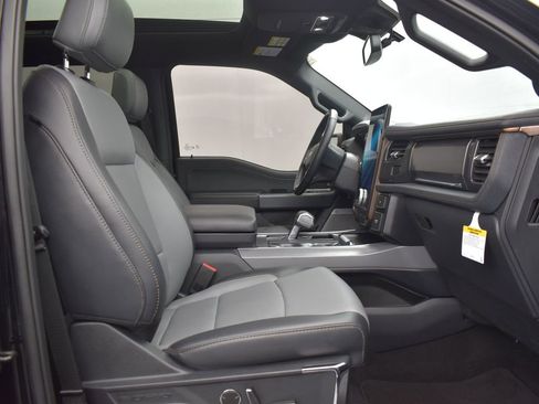 Used 2024 Ford F150 Lightning Lariat image 12