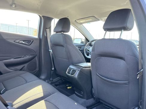 Used 2024 Chevrolet Malibu LT image 17