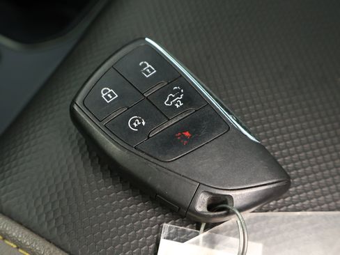 Used 2023 Chevrolet Silverado 1500 ZR2 w/ Technology Package image 33