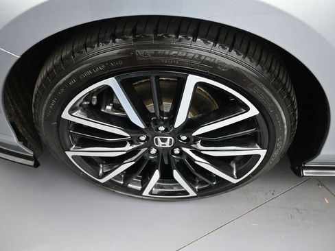 Certified 2025 Honda Accord Touring image 14