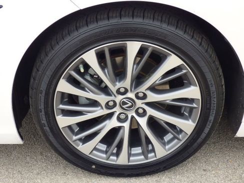 Used 2019 Lexus ES 350 w/ Premium Package FWD image 9
