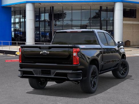 New 2026 Chevrolet Silverado 1500 Custom w/ LPO, Dark Essentials Package image 4