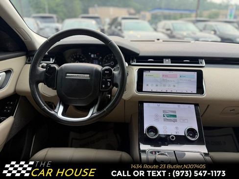 Used 2018 Land Rover Range Rover Velar S AWD/4WD image 29