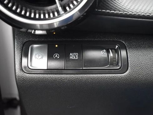 Used 2025 Chevrolet Equinox LT image 22