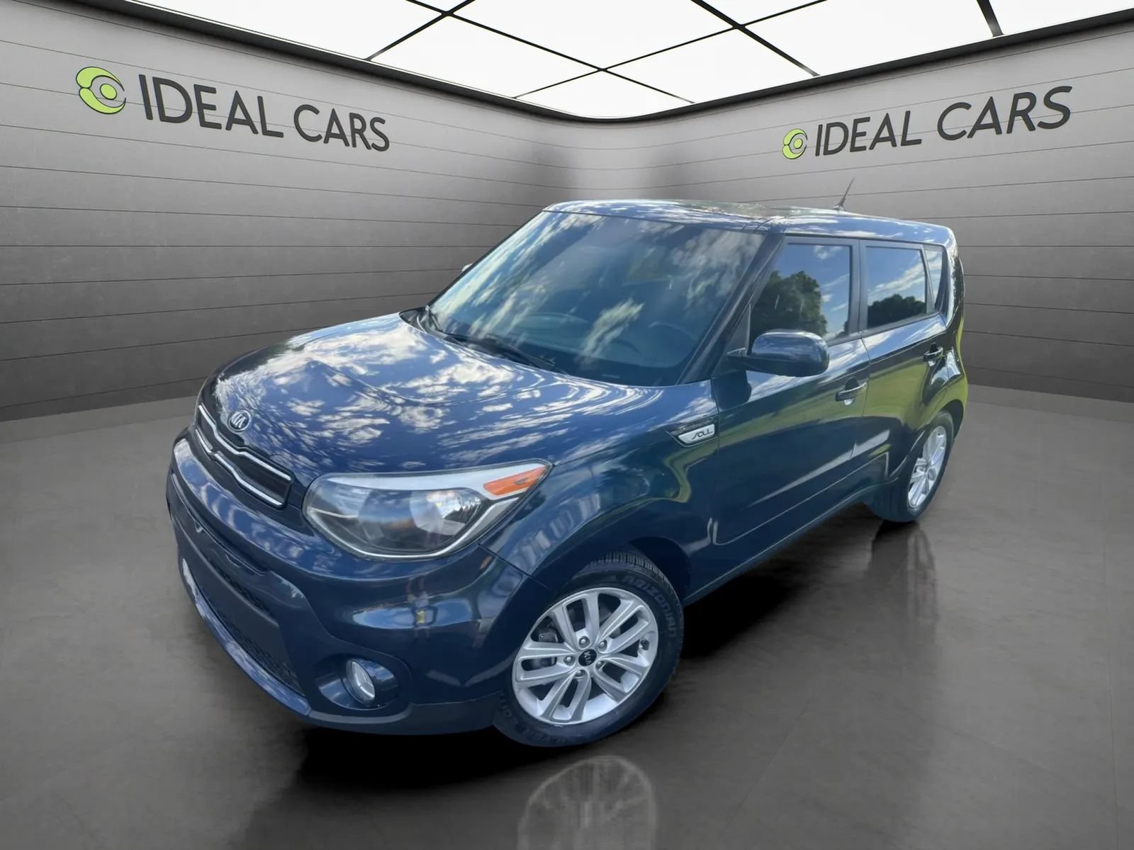 Used 2017 Kia Soul + FWD image 1