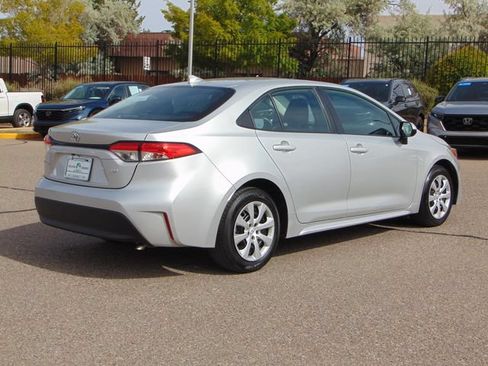 Used 2024 Toyota Corolla LE FWD image 4