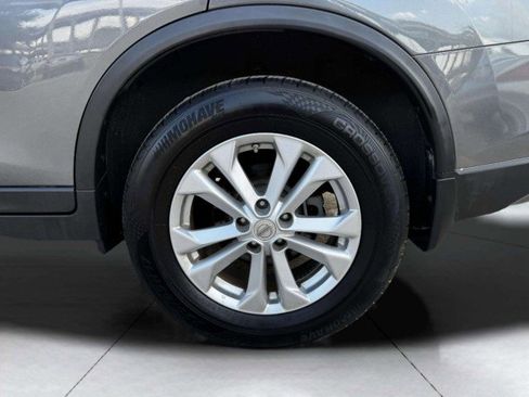 Used 2015 Nissan Rogue SV image 51