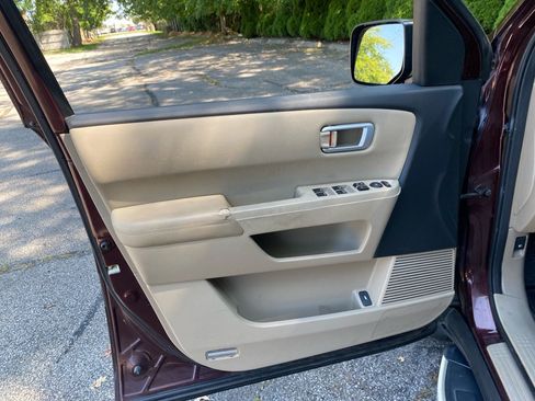 Used 2011 Honda Pilot EX-L image 11