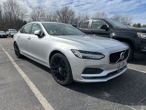 Used 2018 Volvo S90 T6 Momentum w/ Protection Package Premier image 1