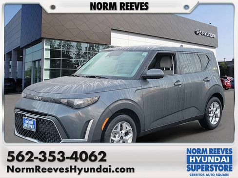 Used 2025 Kia Soul LX image 1