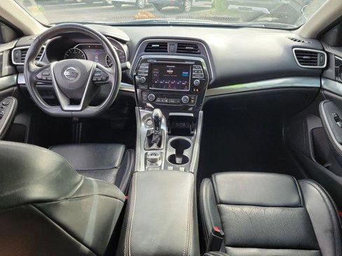 Used 2019 Nissan Maxima 3.5 SV w/ Floor Mat Group FWD image 17