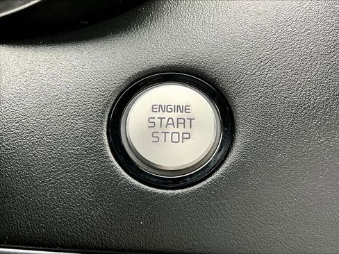 Used 2018 Kia Stinger GT1 image 23