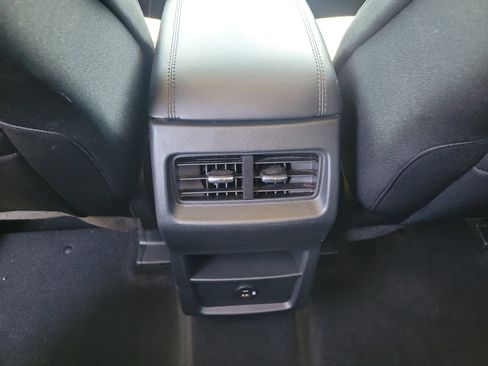 Used 2022 Ford Edge SE AWD/4WD image 11