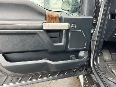 Used 2019 Ford F150 Lariat image 26