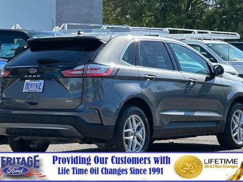 Used 2024 Ford Edge SEL AWD/4WD image 4