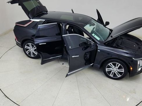 Used 2024 Cadillac Lyriq Tech image 83