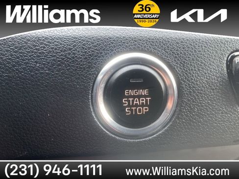 Used 2019 Kia Niro S Touring image 31