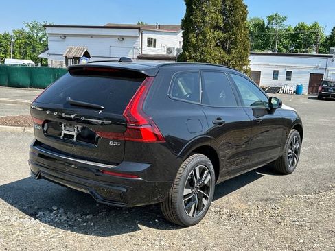 Used 2026 Volvo XC60 B5 Plus w/ Protection Package Premier AWD/4WD image 8