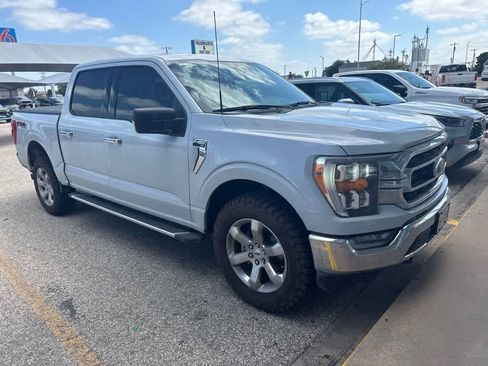 Used 2022 Ford F150 XLT w/ Equipment Group 302A High AWD/4WD image 3