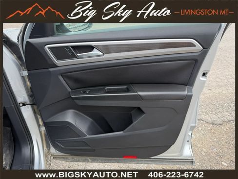 Used 2019 Volkswagen Atlas SE w/ Towing Package AWD/4WD image 19