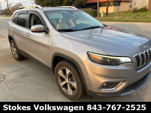 Used 2019 Jeep Cherokee Limited image 1