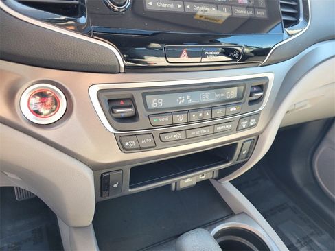 Used 2019 Honda Pilot EX-L image 27