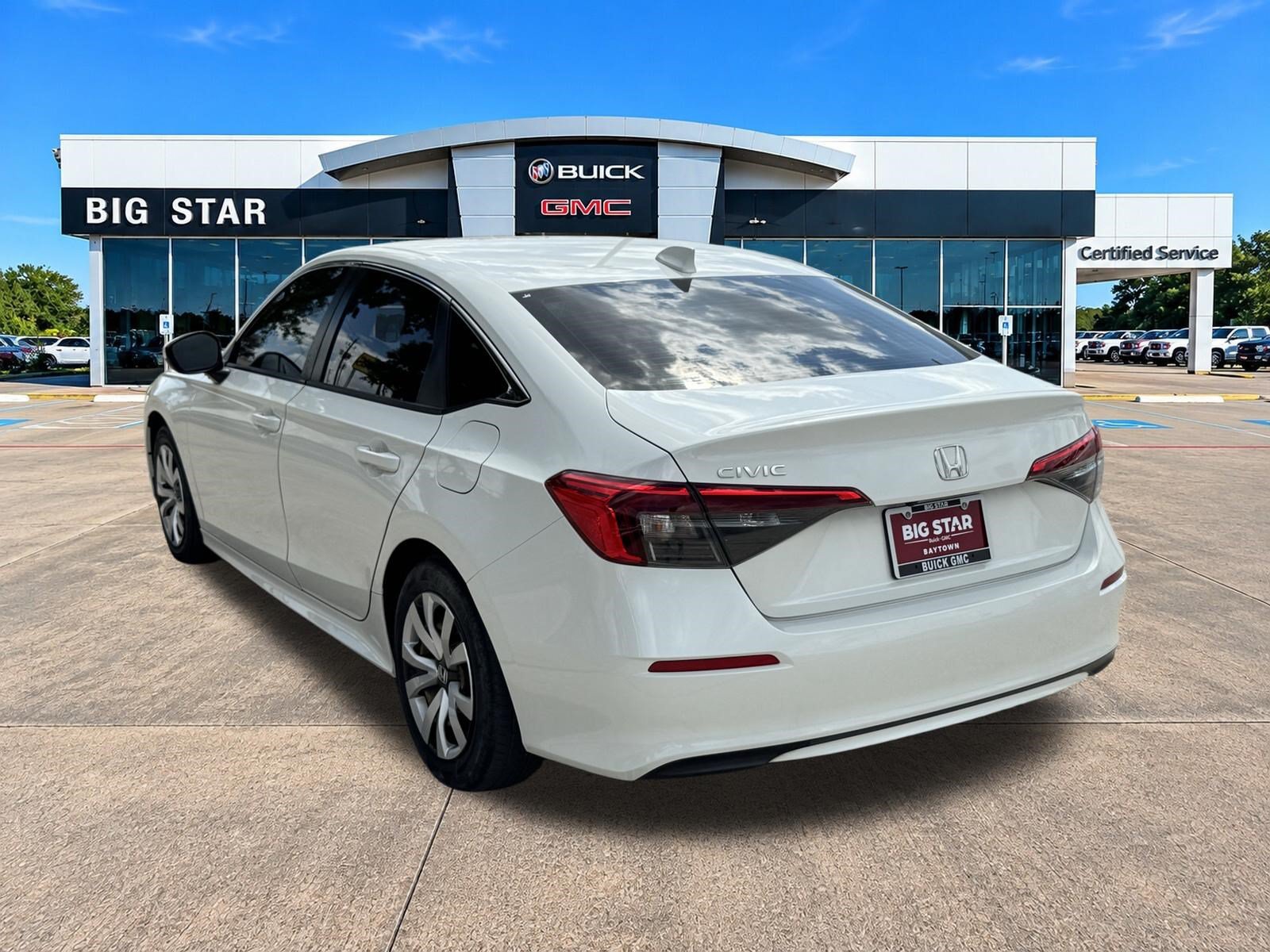 Used 2024 Honda Civic LX image 5