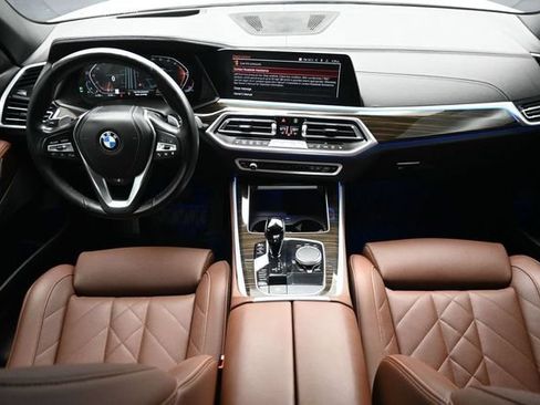 Used 2023 BMW X5 xDrive40i w/ Premium Package AWD/4WD image 16