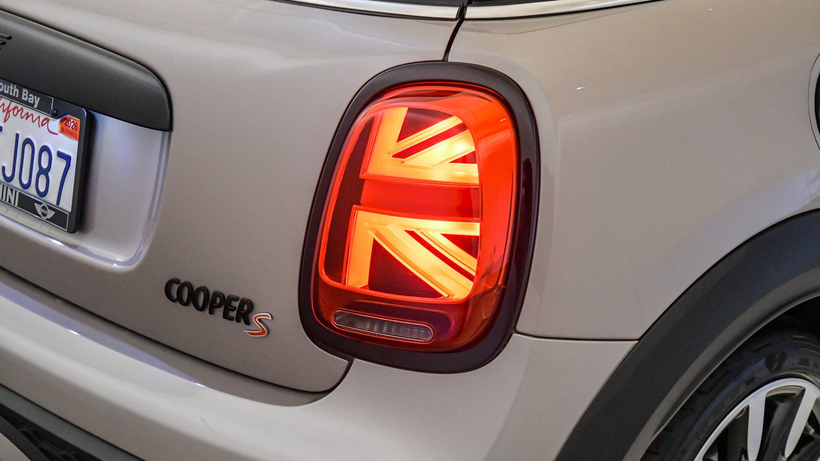 Used 2024 MINI Cooper S FWD image 12
