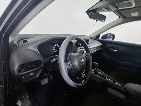Used 2025 Honda HR-V LX image 11
