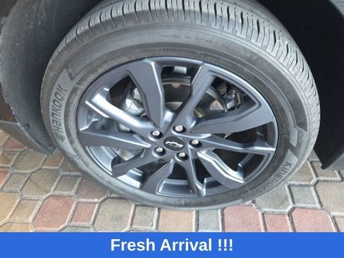 Used 2024 Chevrolet Equinox RS w/ RS Leather Package FWD image 3