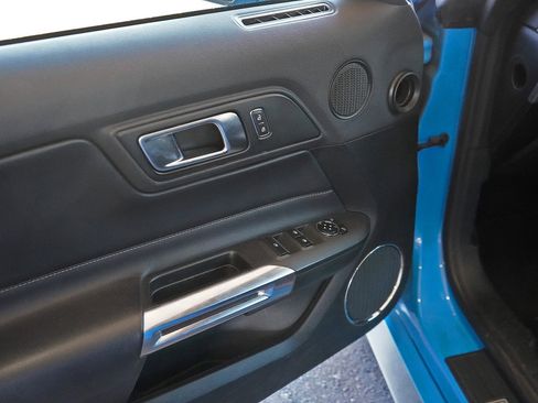 Used 2023 Ford Mustang Premium image 31